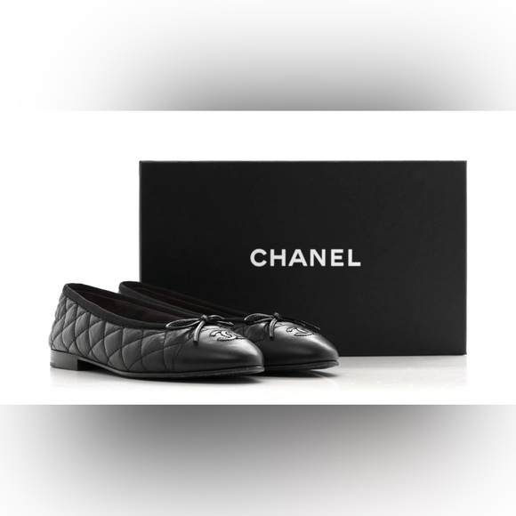 CHANEL Shoes - Chanel Quilted Ballet Flats Size 38